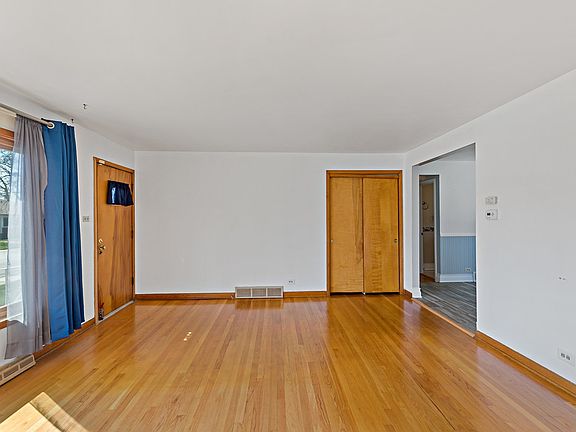 5th image of 15342 Ingleside Ave