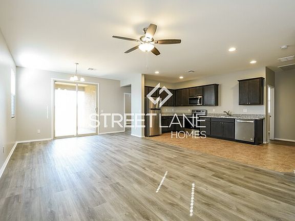 4th image of 23046 N 178th Ln