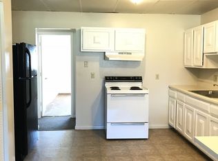 1337 SW Clay St APT 2, Topeka, KS 66604