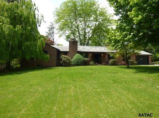 1970 Hawthorne Rd, York, PA 17406