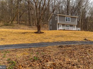 18060 Doom Peak Rd, Linden, VA 22642