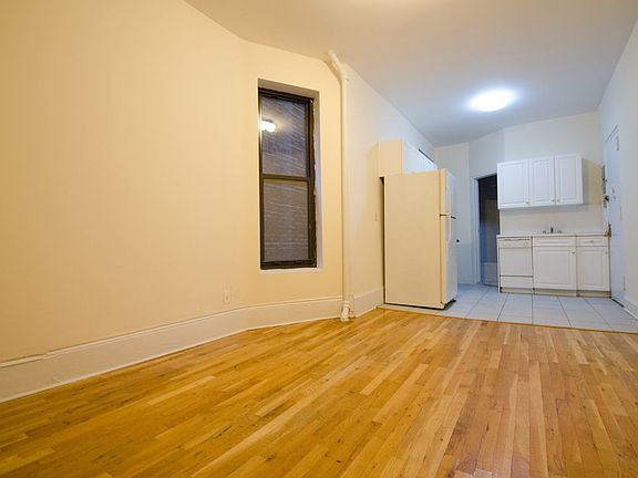 4th image of 205 E 94th St APT 2FE