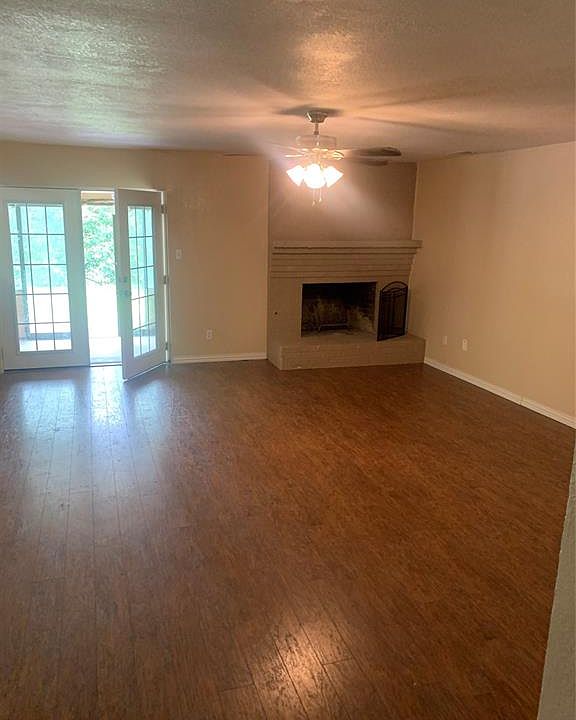 1st image of 214 Joe White St
