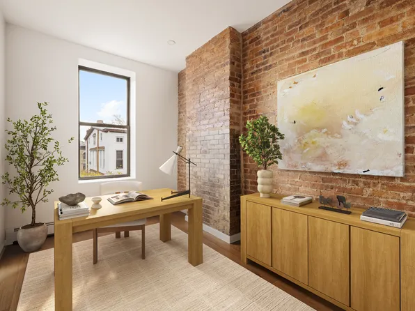 172 Schaefer Street image 21 of 23