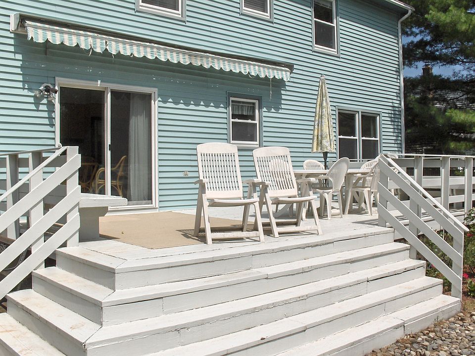 Large Deck