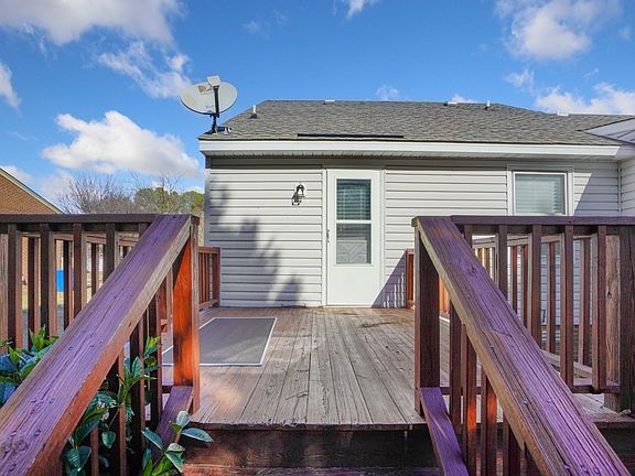 4th image of 3101 Buckingham Rd NW