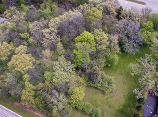 119 N Wynstone Dr, North Barrington, IL