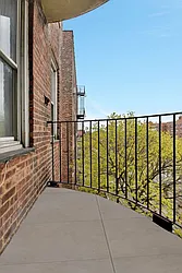 Rented by Pistilli Realty Group