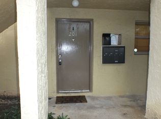 8500 Old Country Mnr APT 201, Davie, FL 33328