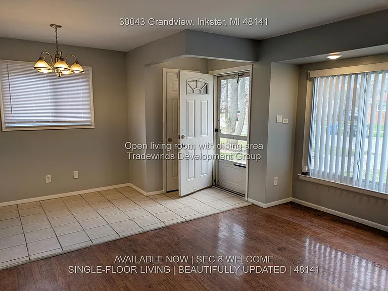 30043 Grandview St — Photo 2