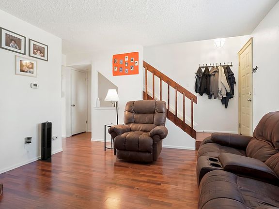 5th image of 4230 S Mobile Cir #B