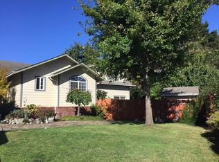 3630 Palomino Pl, Fortuna, CA 95540