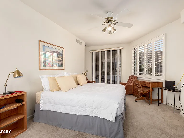 15048 N Elena Dr — Photo 12