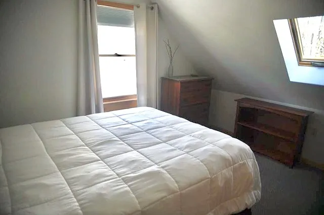 Bedroom/queen 
Bedroom has darkened shades.