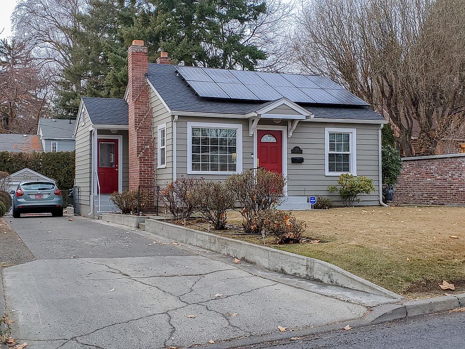 1st image of 208 S 26th Ave