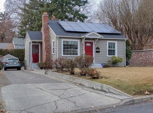 208 S 26th Ave, Yakima, WA 98902