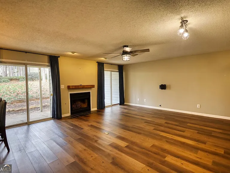 11 Doranne Ct SE #11 — Photo 14