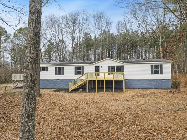 1272 Derby Dr, Cohutta, GA 30710