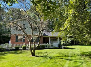 1616 Groton Dr, Hudson, OH 44236