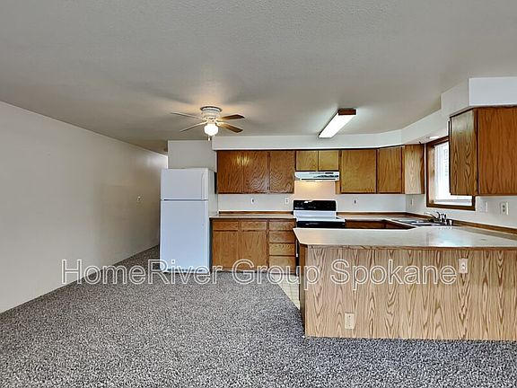 5th image of 207 E Garland Ave