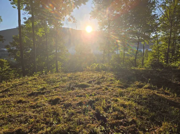 305 Cascade Road, Danby, VT 05739