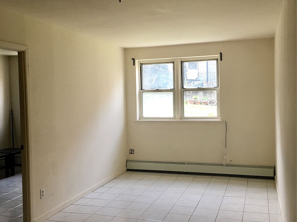 1st image of 5816 85th St APT 1B