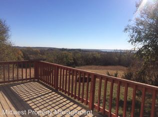 479 N 1500th Rd, Lawrence, KS 66049