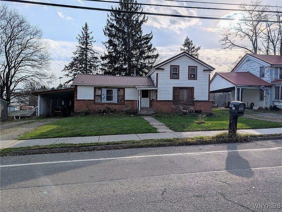 1st image of 122 W Main St