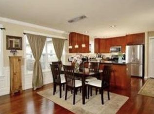 3010 21st Ave W, Seattle, WA 98199