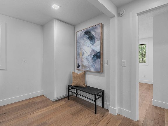 3rd image of 14455 Crossroads Loop