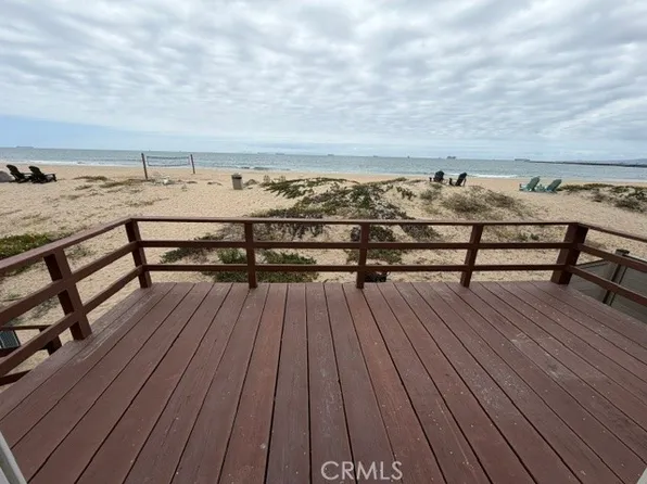 108 Surfside Ave, Surfside, CA 90743