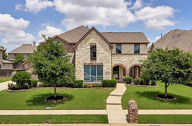 2nd image of 7304 Oakbury Ln