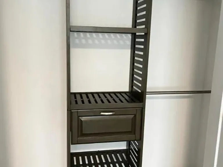 Unit Photo