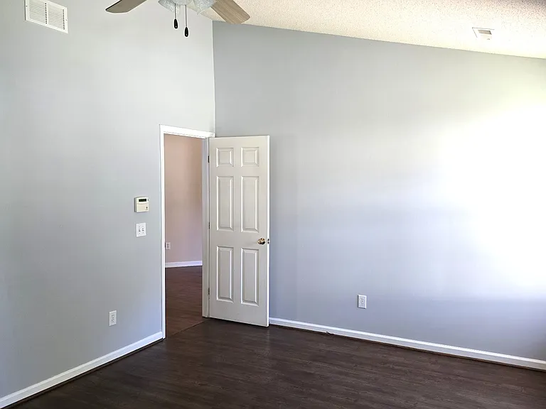 604 Summerwalk Rd — Photo 12