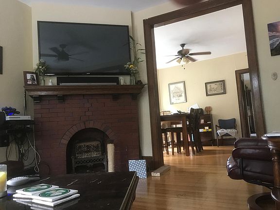 4th image of 100 Claremont Ave