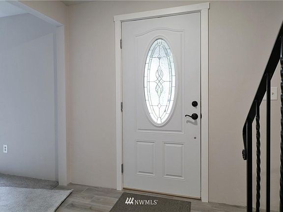 3rd image of 2722 Dundee Pl NW