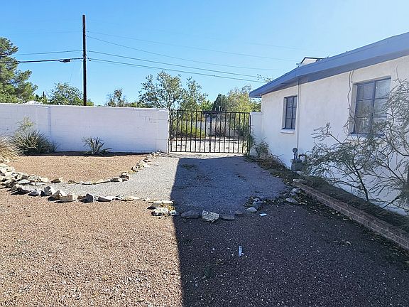 4th image of 1740 Calle De Suenos