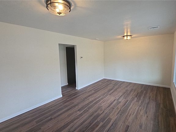 5th image of 71598 Sunny Acres Dr