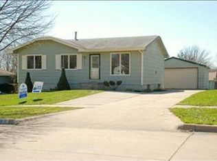 3600 Williams St, Des Moines, IA 50317