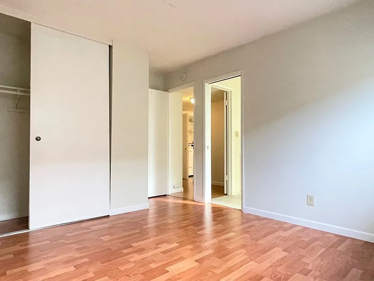 3402 Homestead Rd — Photo 17