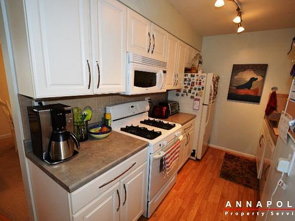 2nd image of 3 Silverwood Cir APT 7