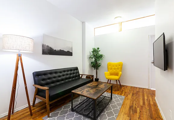 Rented by Rennit Inc. | media 16