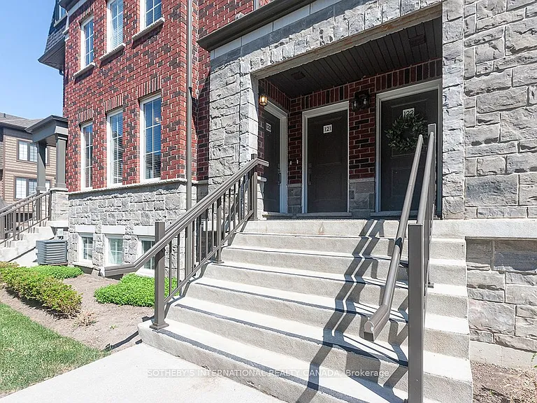 445 Ontario St S #120 — Photo 2
