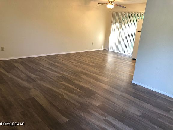 2nd image of 319 Cavanah Dr #C