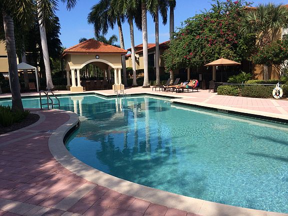 Resort Style Pool