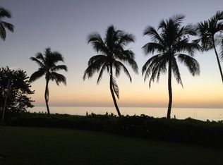 22 4th Ave S, Naples, FL 34102