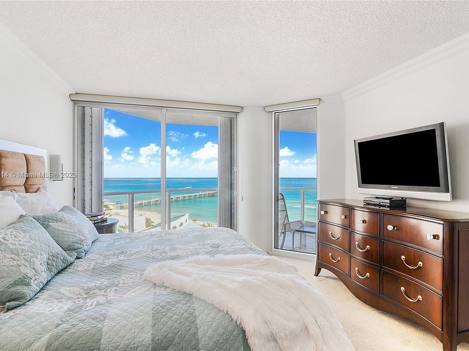 1st image of 16445 Collins Ave APT 825