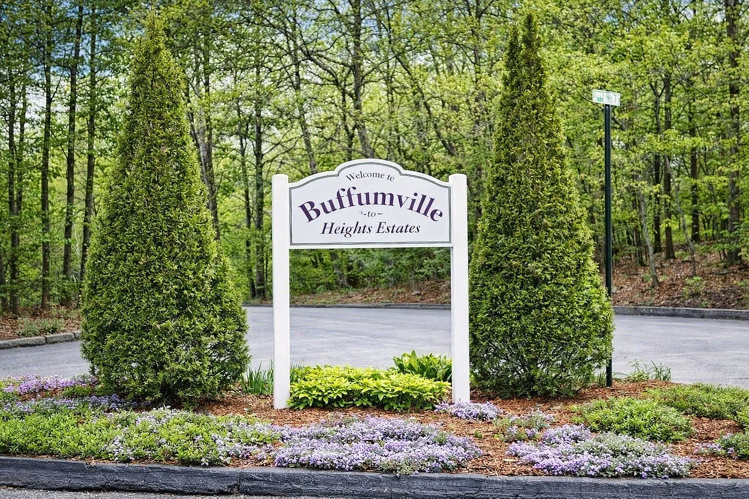 2 bed, 1944 sqft, $2,200 — Photo 2