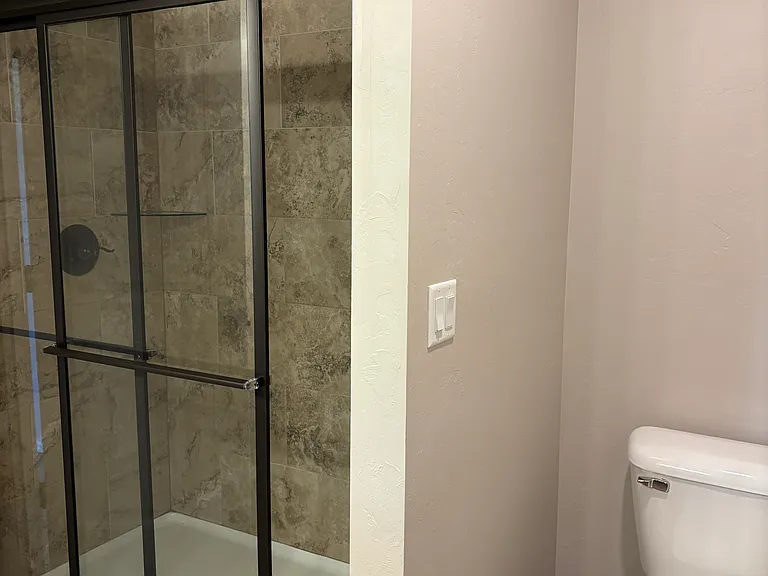 2209 E Grassland Ln — Photo 10