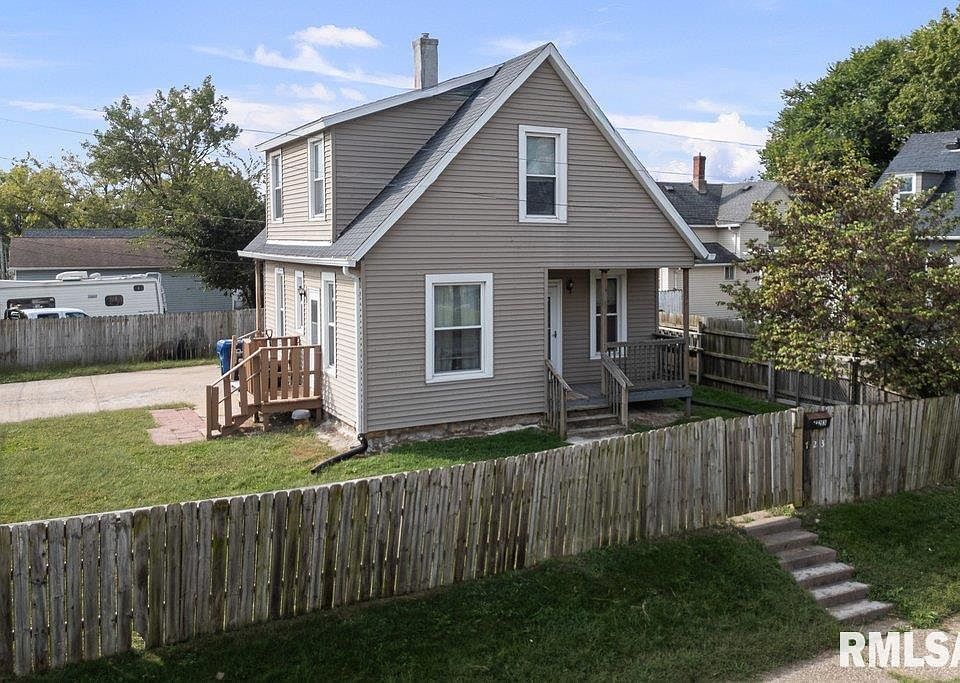 1st image of 723 W 13th St